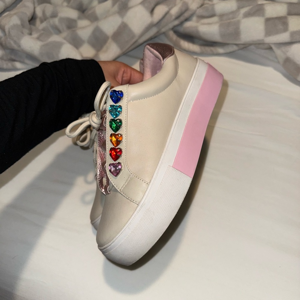 Kurt Geiger Cream Sneakers with Rainbow Hearts
